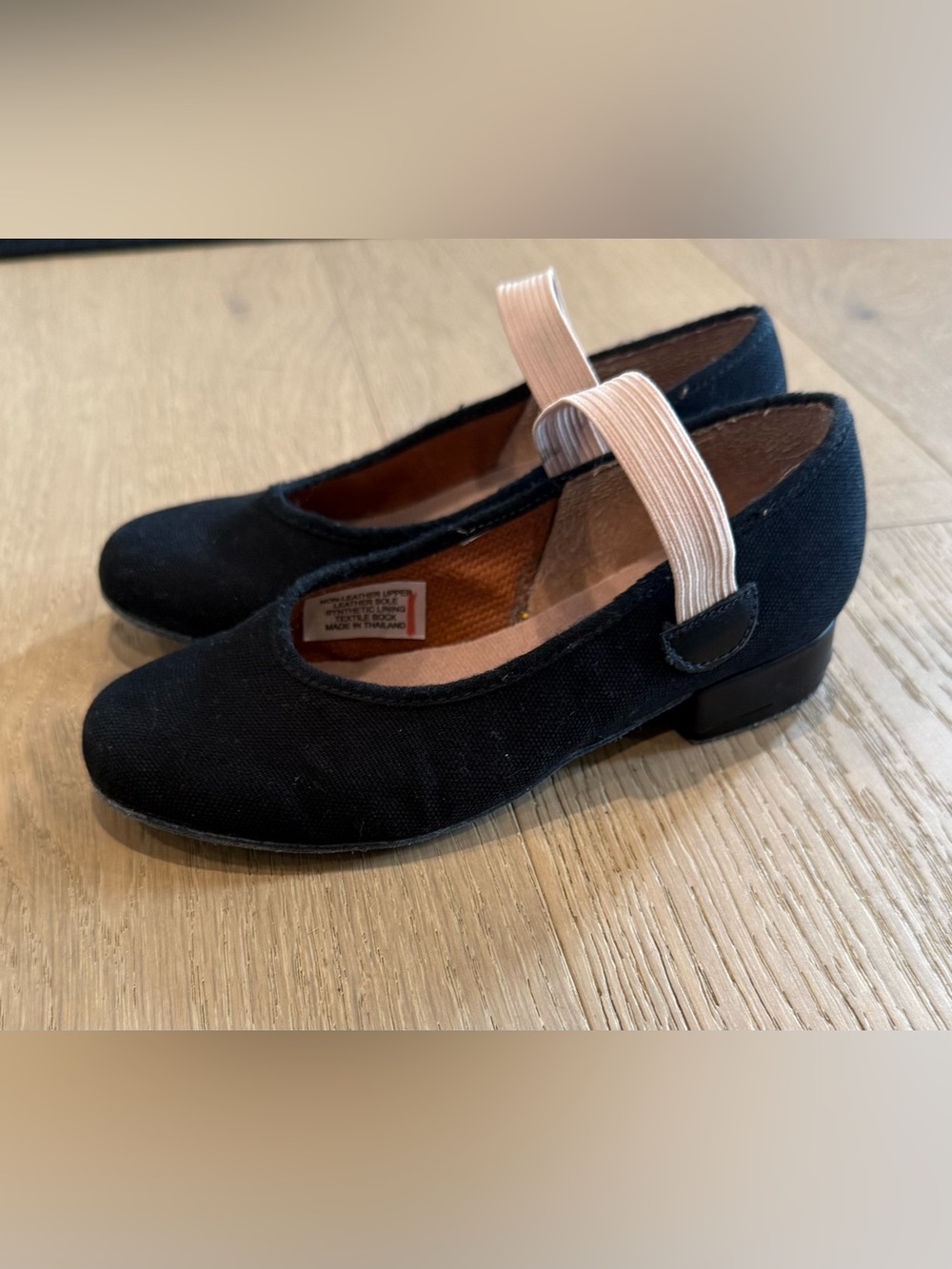 Bloch Low Heel Character Dance Shoes